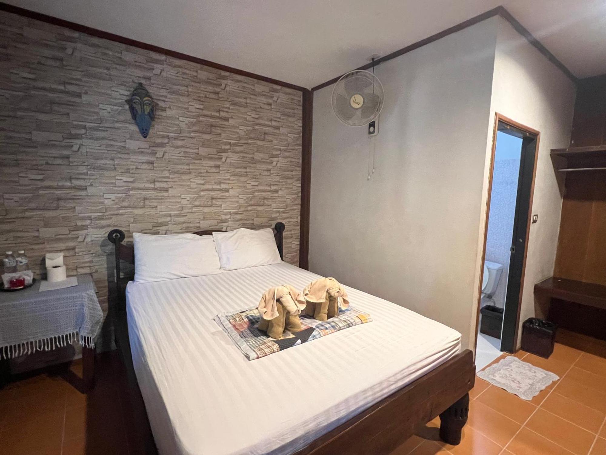 V-View Beach Resort Bantaj Kültér fotó